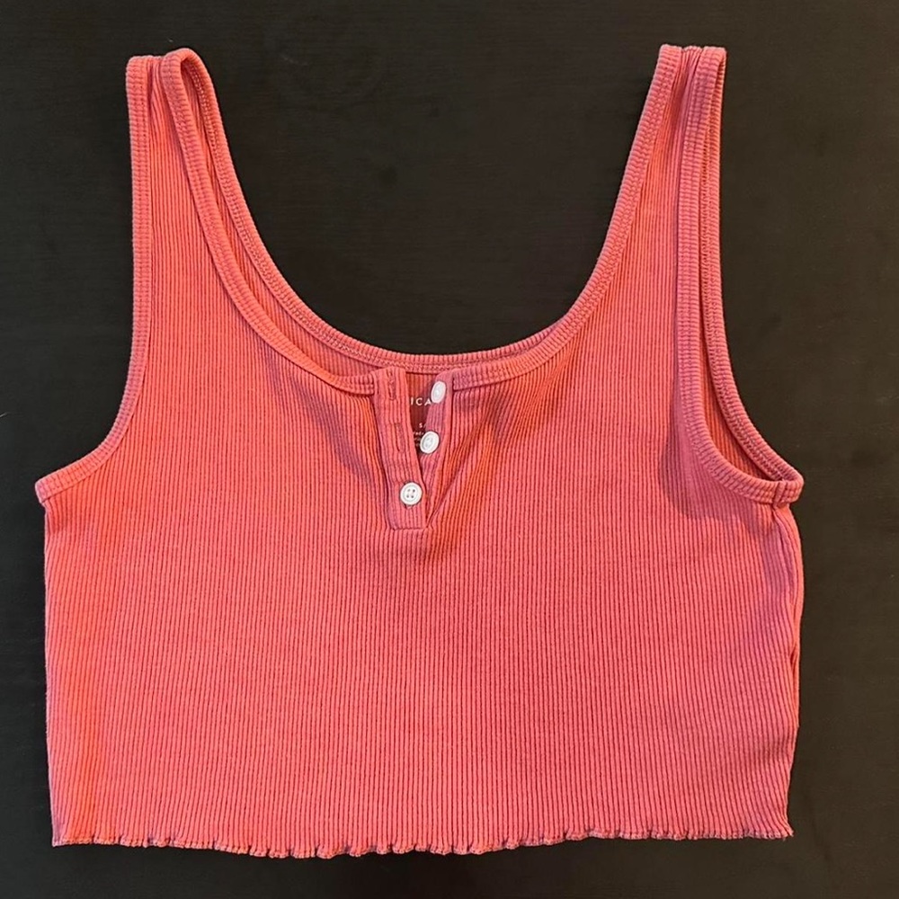 american eagle cropped tank